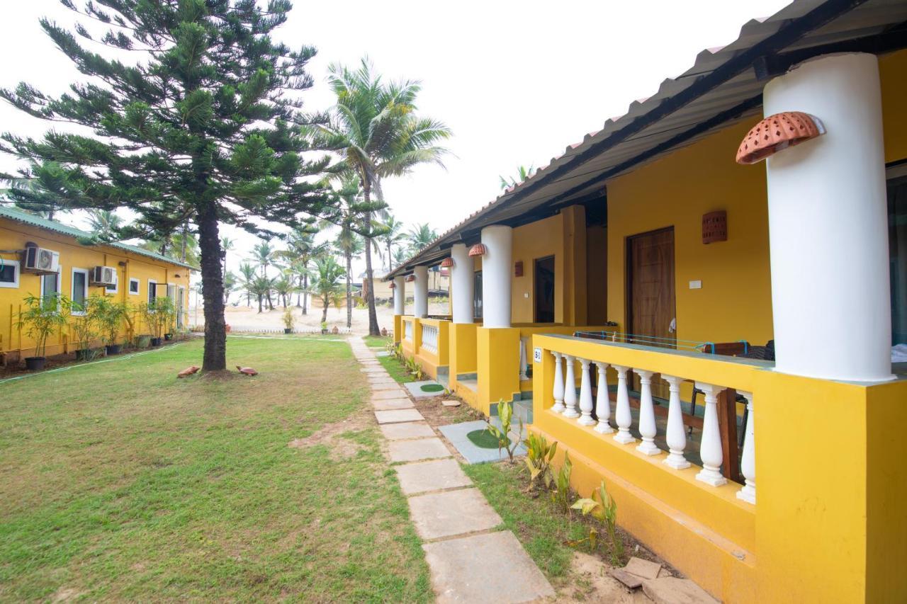 C Roque Beach Resort Colva Eksteriør billede