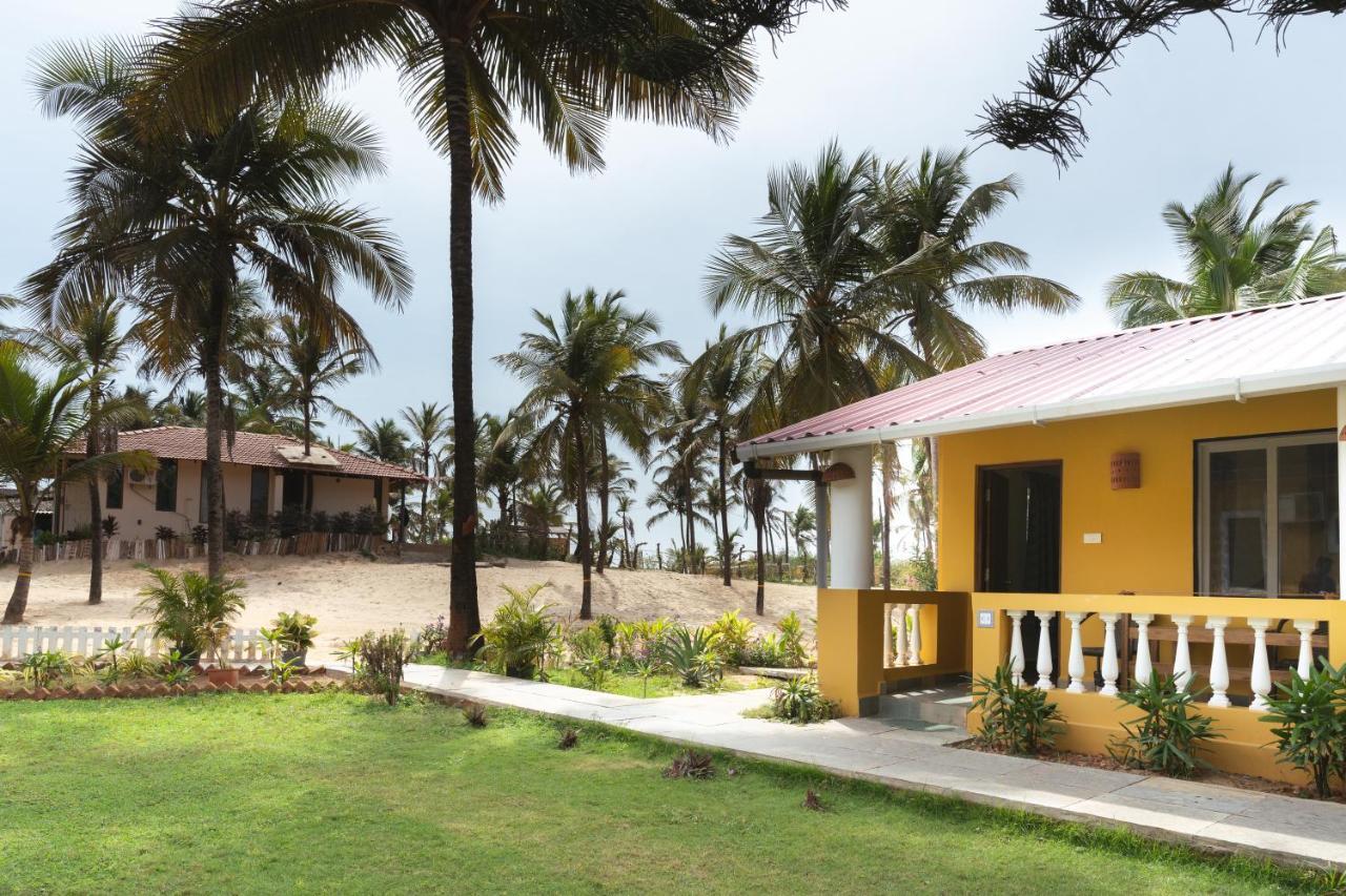 C Roque Beach Resort Colva Eksteriør billede